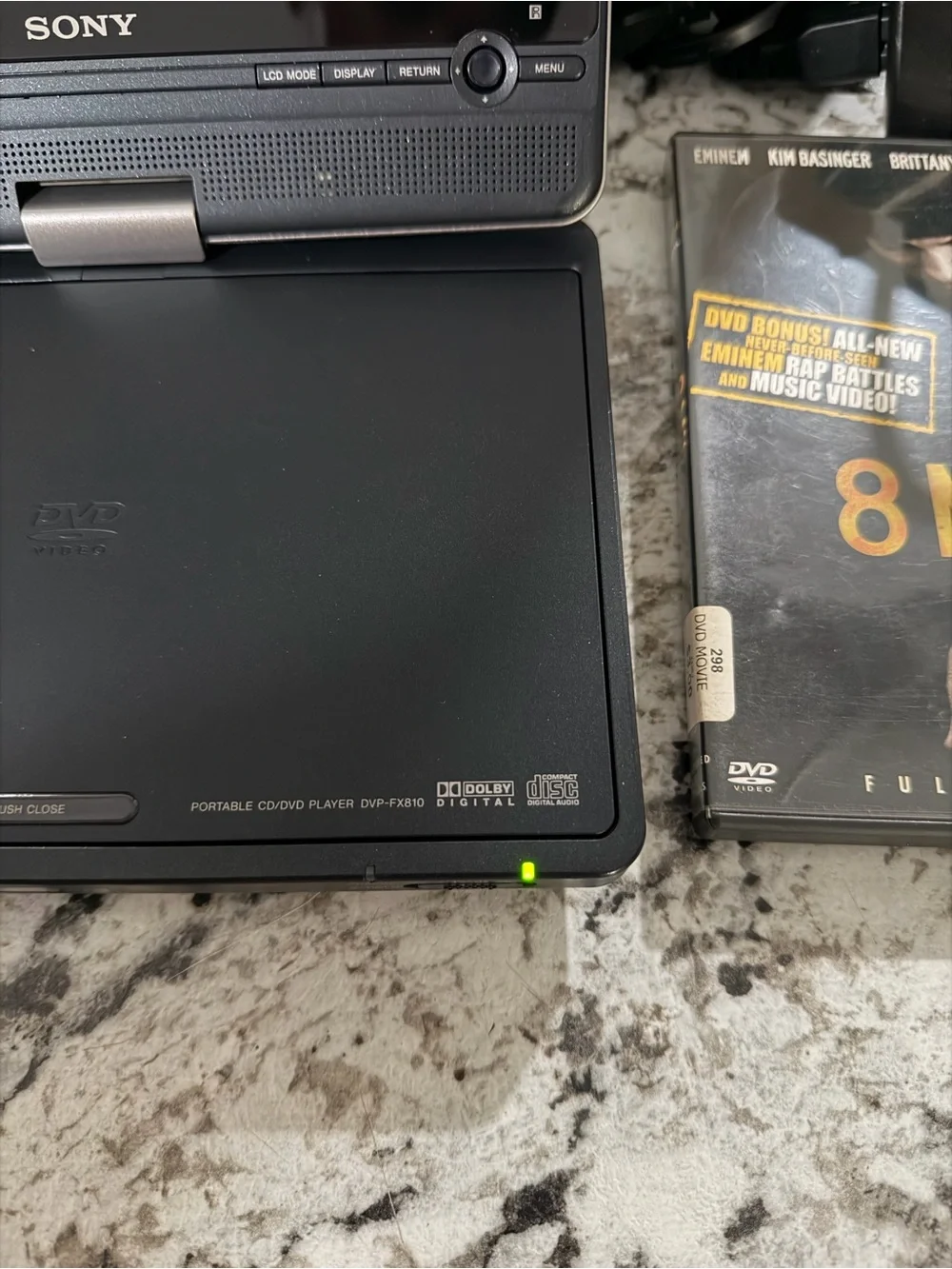 Sony DVP-FX810 Portable DVD Player